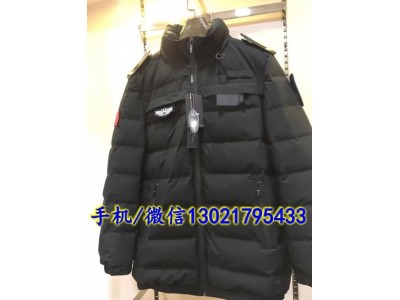 警察配發(fā)的警用羽絨服