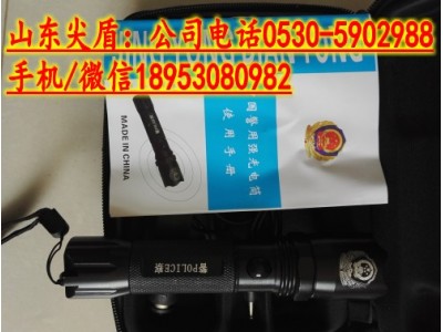 耐用警用強光手電 多款警用強光手電